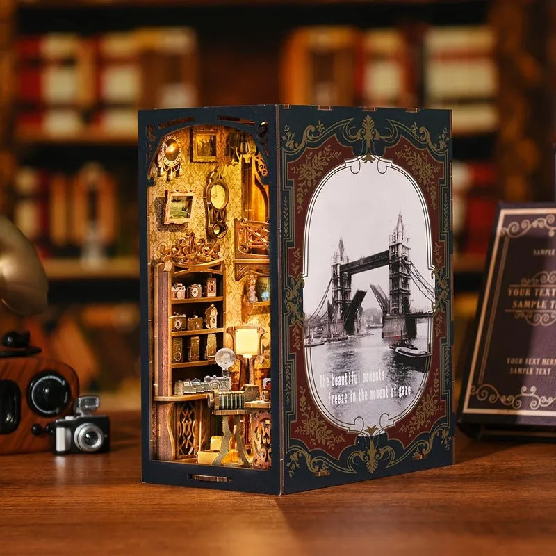 Book Nook - Cuarto Oscuro de Cine
