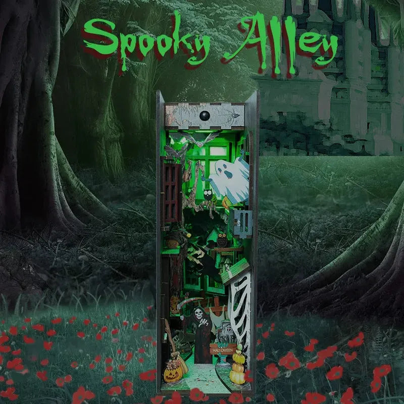 Halloween Alley book nook kit β detail view 4