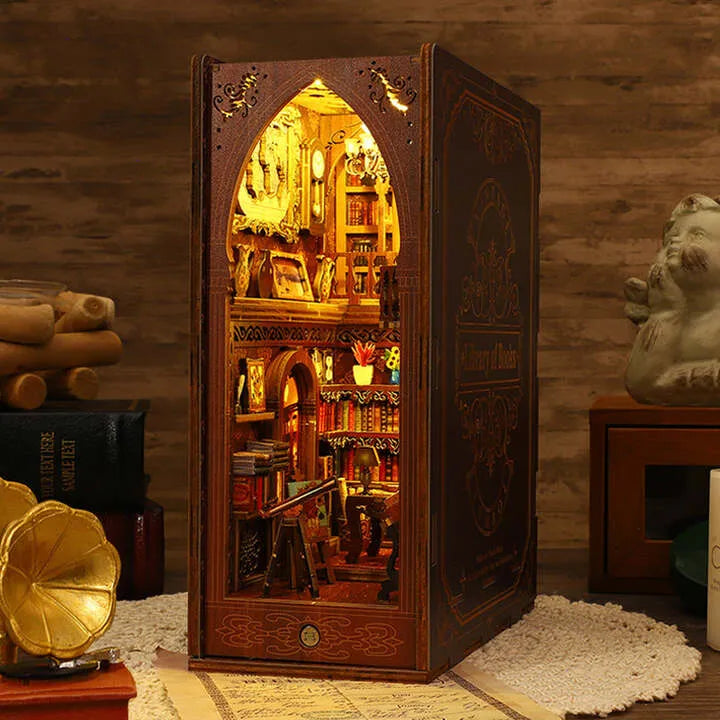Book Nook - Biblioteca de Libros