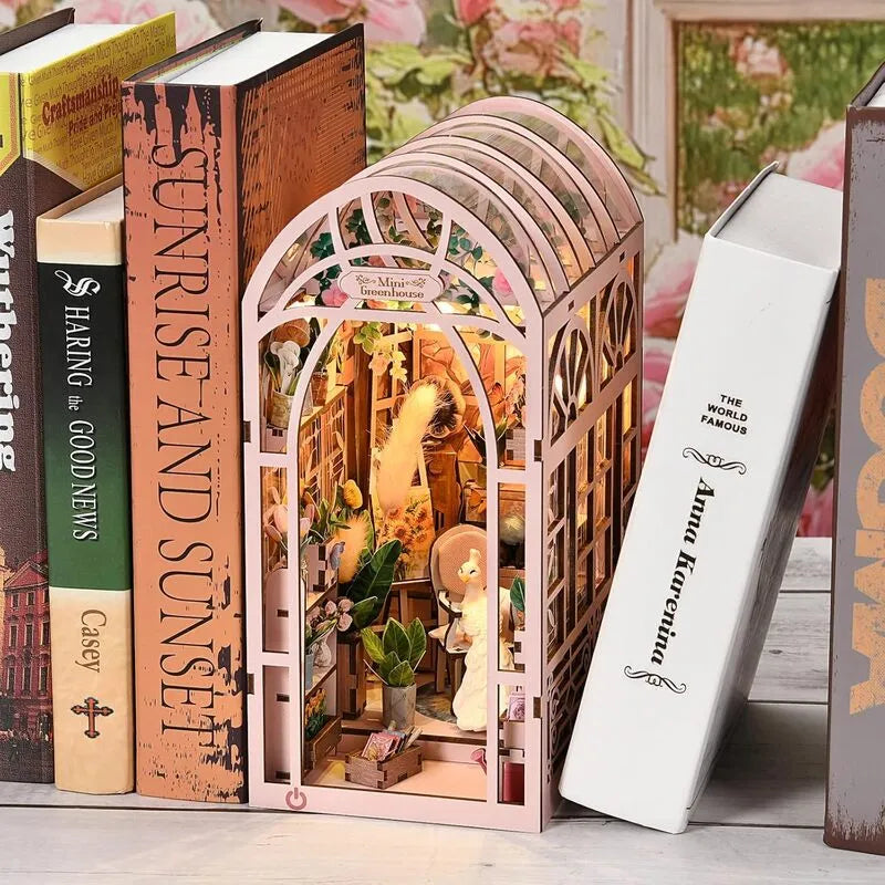 Mini Greenhouse Flower Room book nook kit – detail view 7