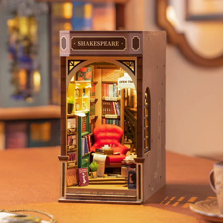 Shakespeare book nook kit β DIY Paris bookshop