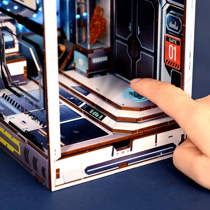 Book Nook - Alien Hub