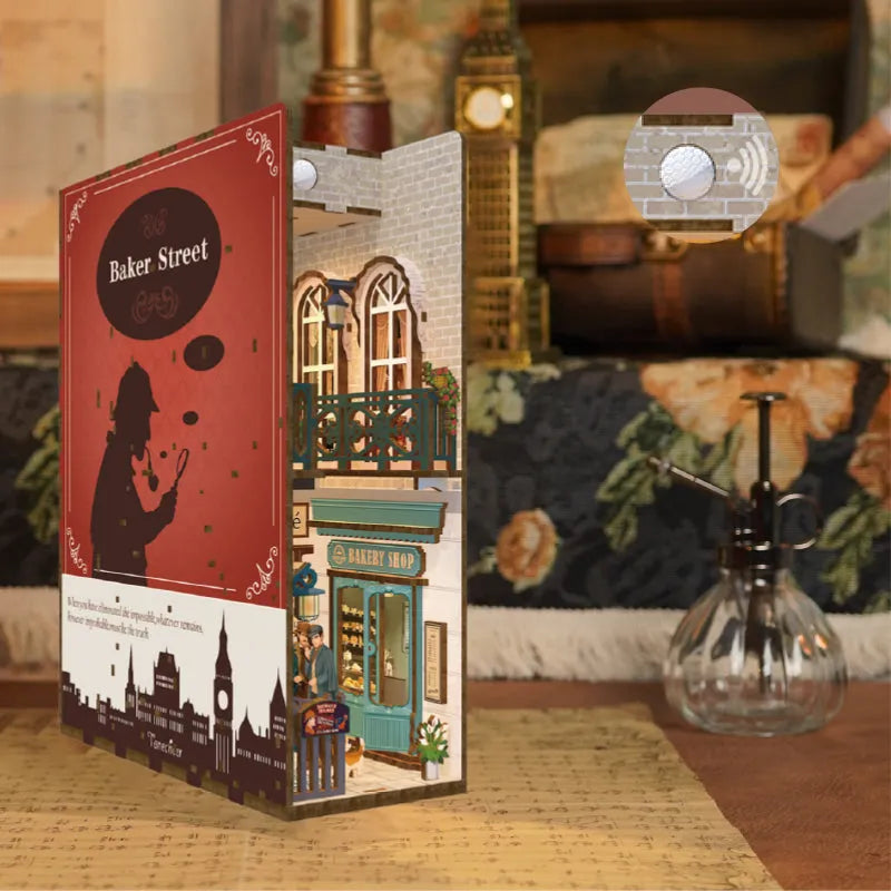 Baker Street Book Nook Kit – DIY Victorian London Detective Scene