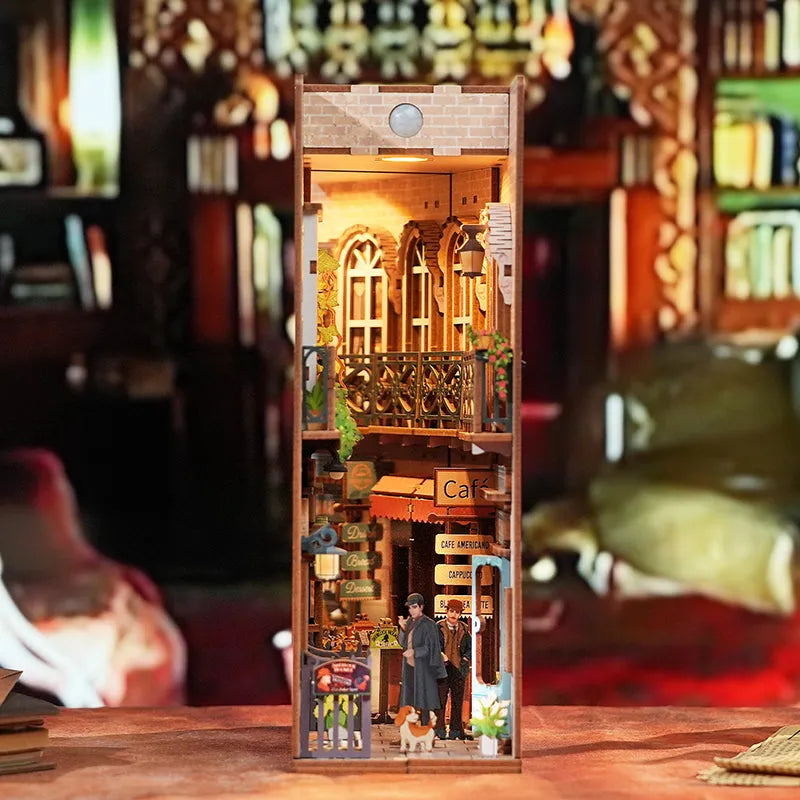 Baker Street Book Nook Kit – DIY Victorian London Detective Scene