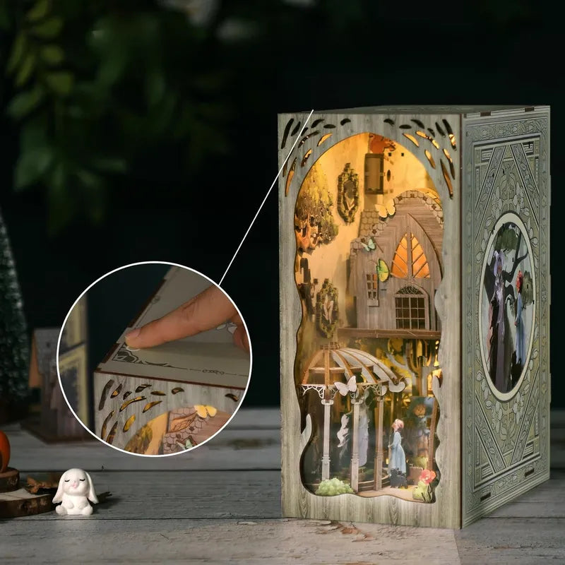 Book Nook - Dorothy's Journey