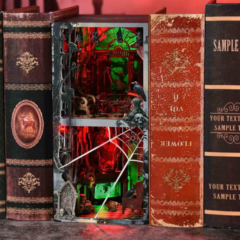 Kit Book Nook Haunted Mansion – Casa Encantada Gótica DIY