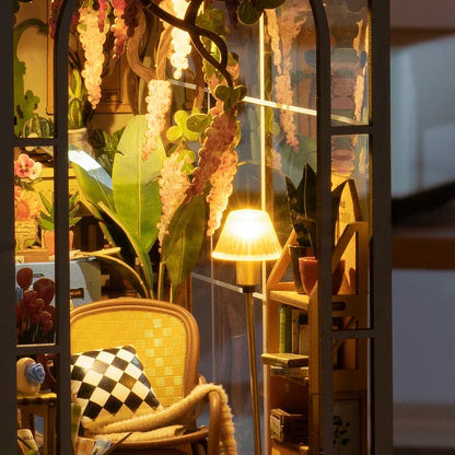 Book Nook - Holiday Garden House | TGB06