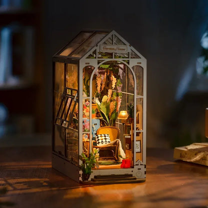 Book Nook - Holiday Garden House | TGB06