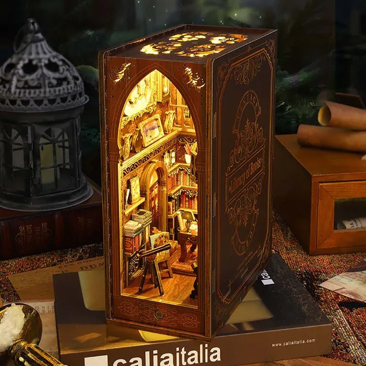 Book Nook - Biblioteca de Libros