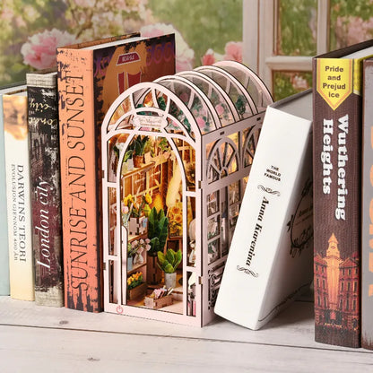 Book Nook - Mini Greenhouse Flower Room