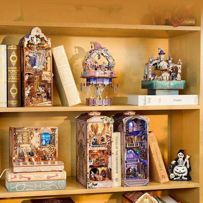 Book Nook - Carnaval de Monstruos
