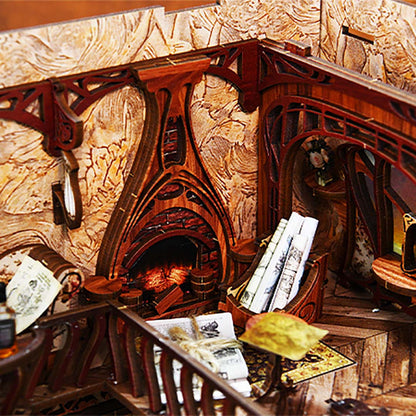 Book Nook - Painter's Day At Dusk