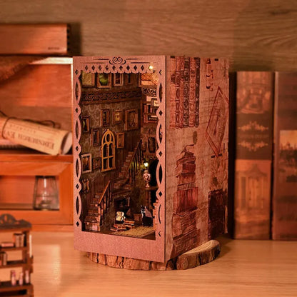 Book Nook - Scholar's Dream