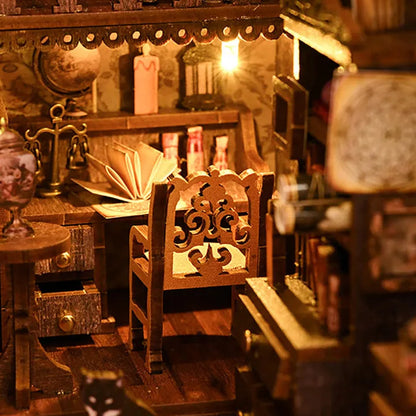 Book Nook - Scholar's Dream