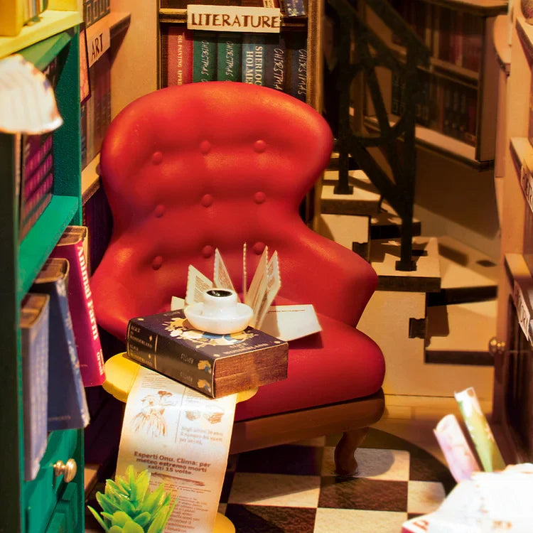 Shakespeare Book Nook Kit – DIY Paris Bookshop (TGB07)