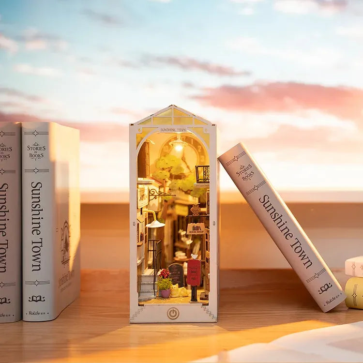 Book Nook - Sunshine Town | TGB02
