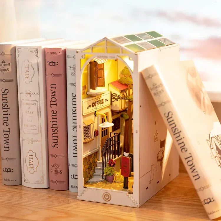 Book Nook - Sunshine Town | TGB02