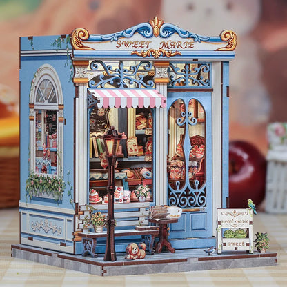 Book Nook - Sweet Maire