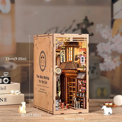 Book Nook Japan - The Alley Waiting for the Cat