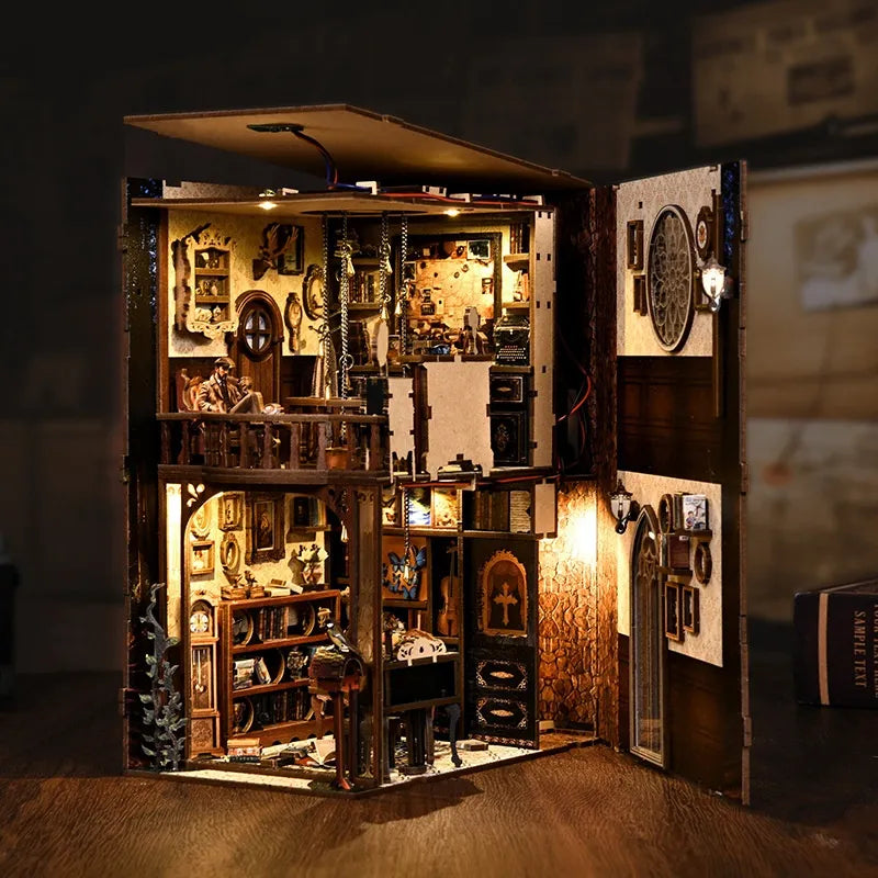 Book Nook - El Caso de la Caja Oculta