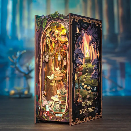 Book Nook - The Grace of The Forest