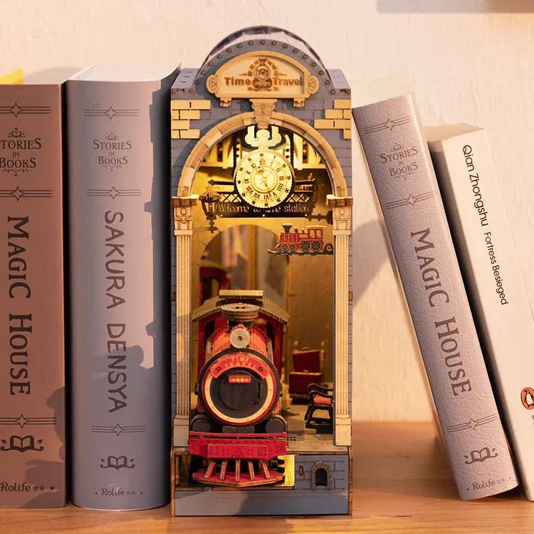 Book Nook - Time Travel | TGB04
