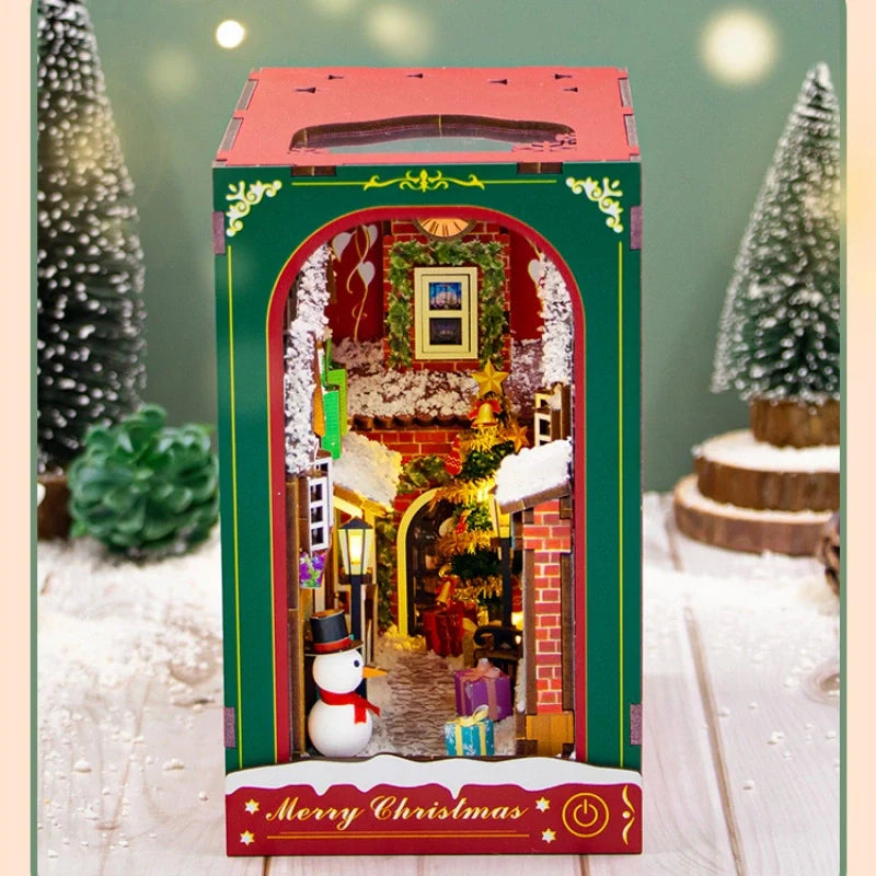 Book Nook - Winter Of Christmas