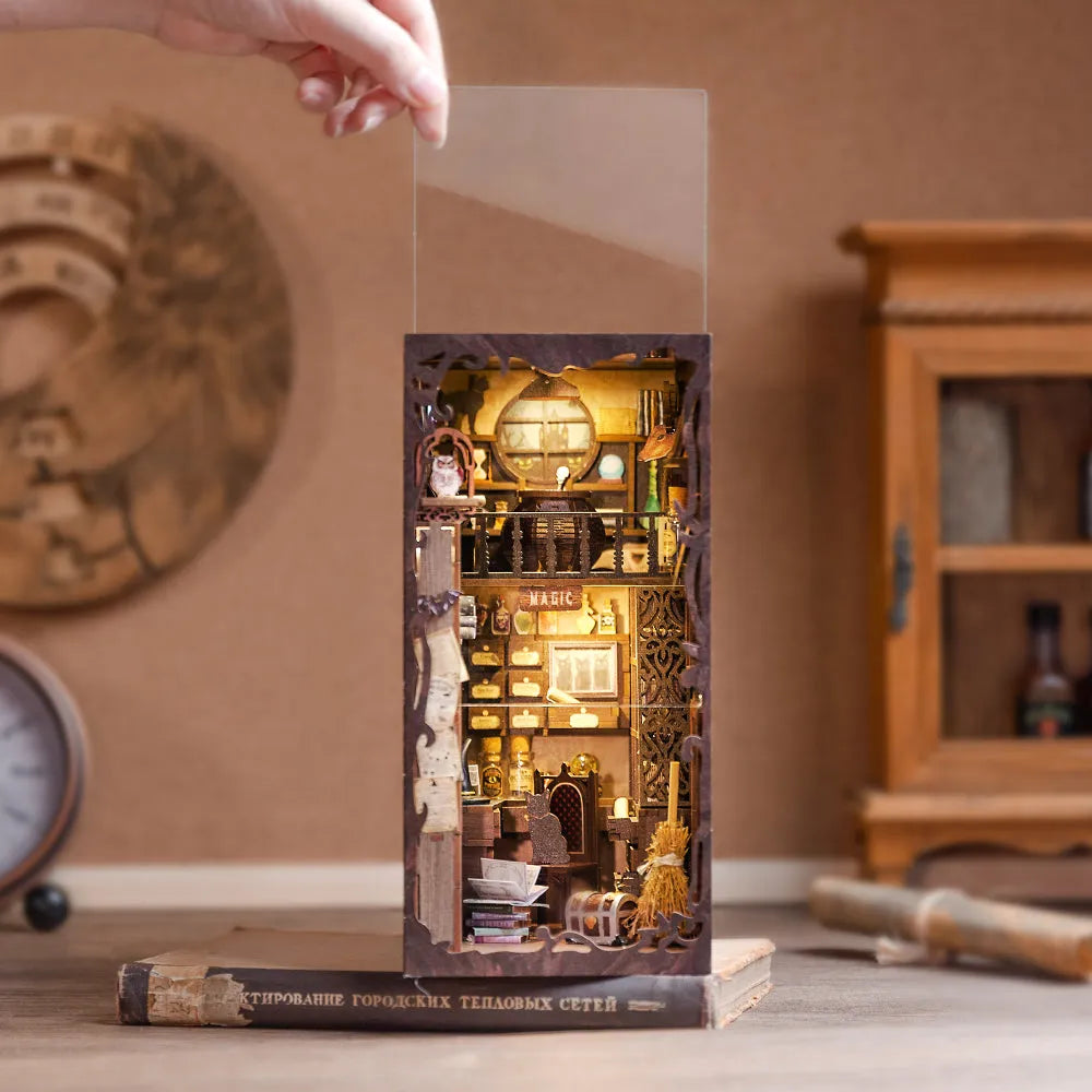 Book Nook - Magic Pharmacist