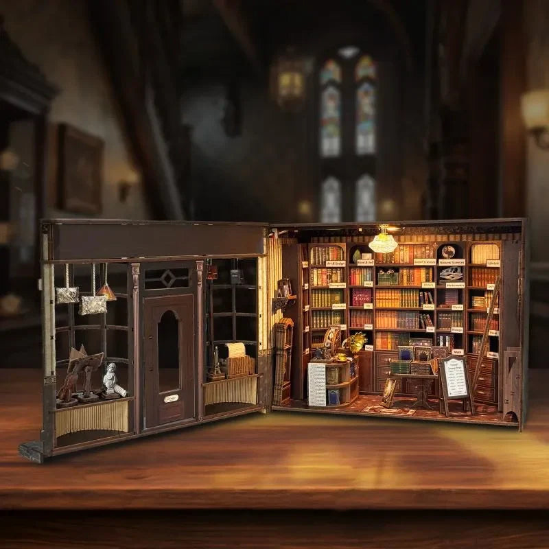 Kit de Casa en Miniatura - Book Nook Hoggor