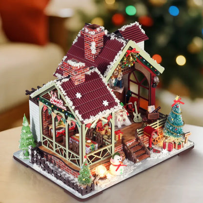 Miniature House Kit - Warm Christmas Lodge