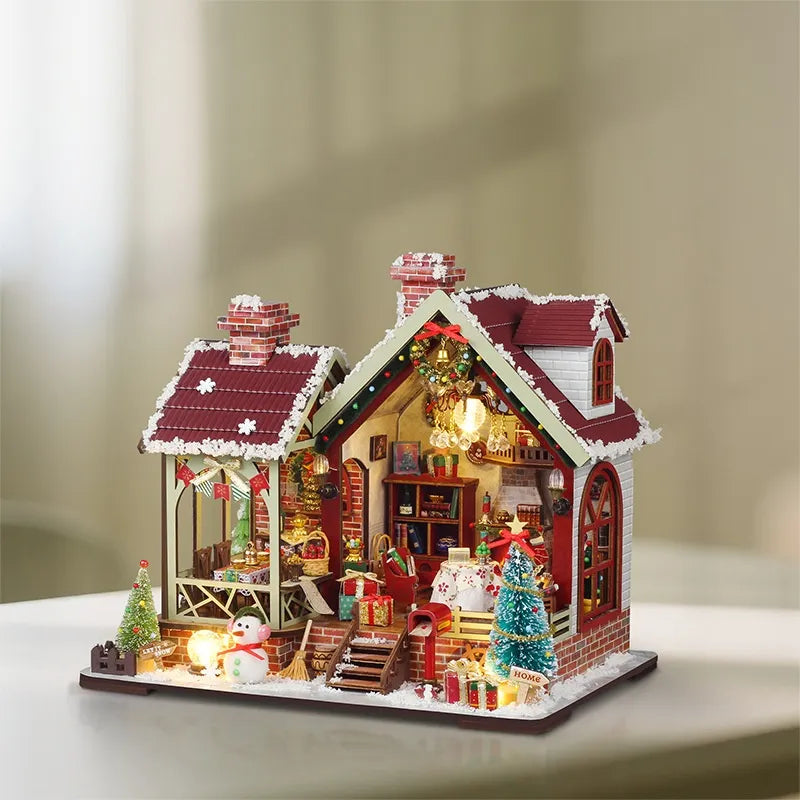 Miniature House Kit - Warm Christmas Lodge