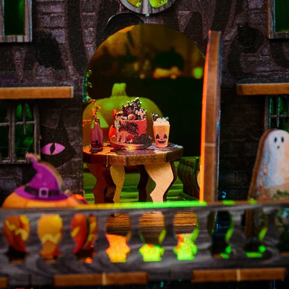 Miniature House Kit - Halloween Night